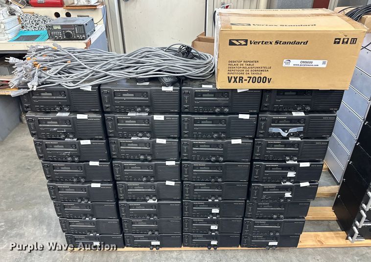 image for item OM9699 (33) Vertex VXR-7000VC radios