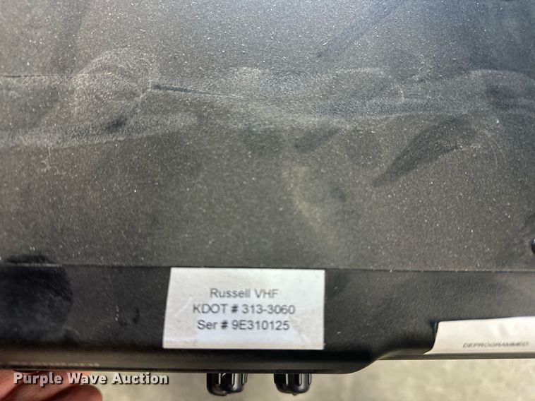 image for item OM9699 (33) Vertex VXR-7000VC radios