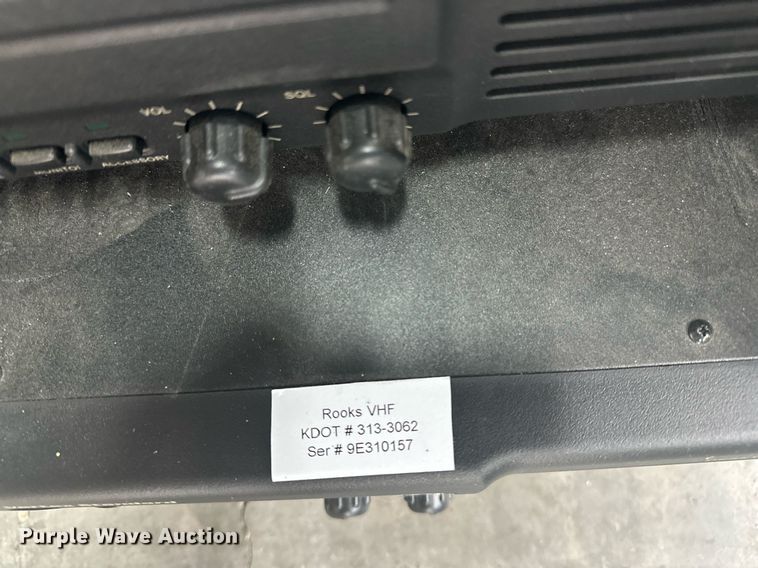 image for item OM9699 (33) Vertex VXR-7000VC radios