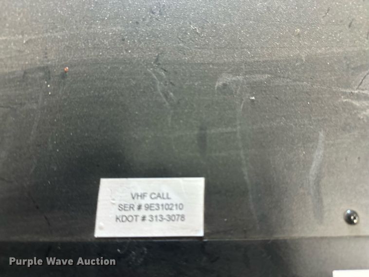 image for item OM9699 (33) Vertex VXR-7000VC radios