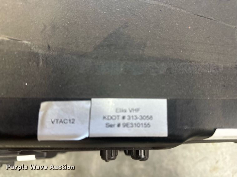 image for item OM9699 (33) Vertex VXR-7000VC radios