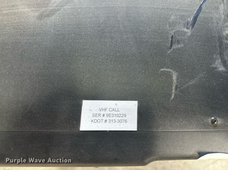 image for item OM9699 (33) Vertex VXR-7000VC radios