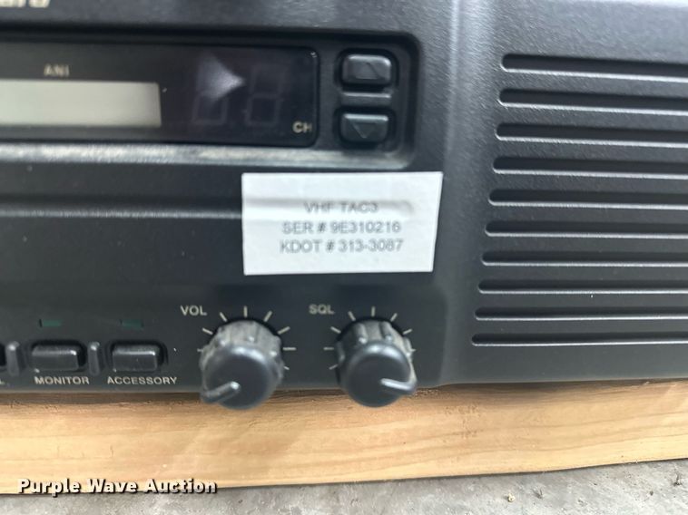 image for item OM9699 (33) Vertex VXR-7000VC radios