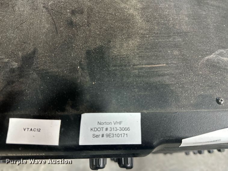 image for item OM9699 (33) Vertex VXR-7000VC radios