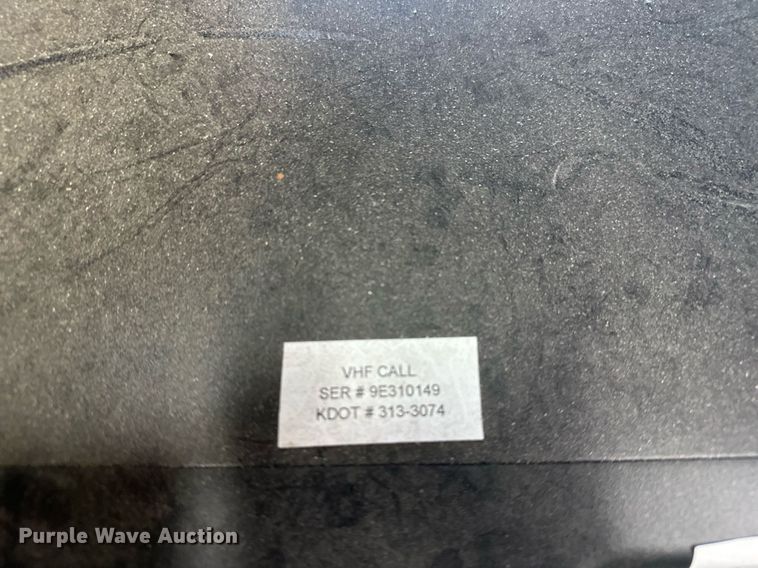 image for item OM9699 (33) Vertex VXR-7000VC radios