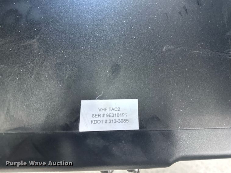 image for item OM9699 (33) Vertex VXR-7000VC radios