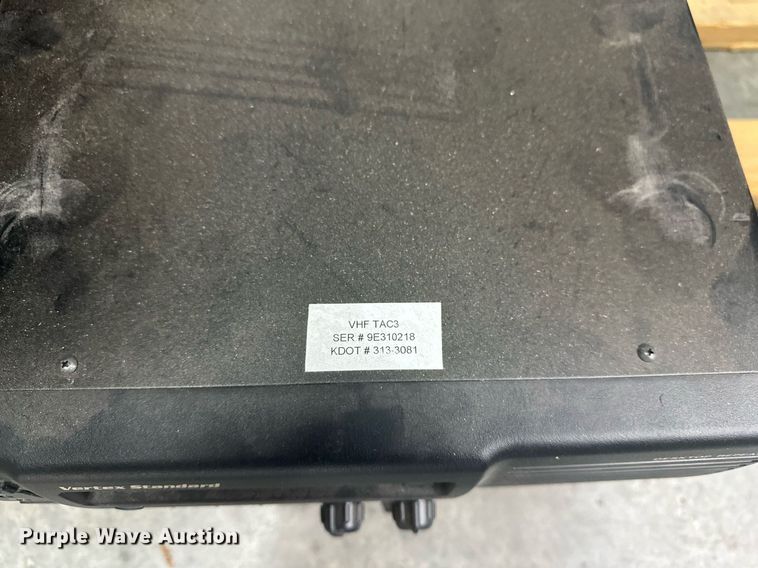 image for item OM9699 (33) Vertex VXR-7000VC radios