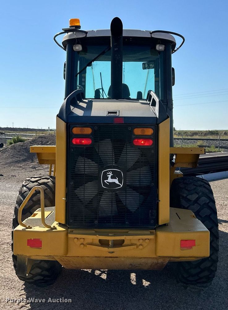 image for item OM9700 2005 John Deere 444J wheel loader