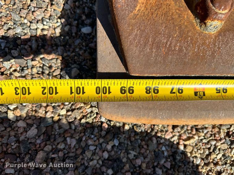 image for item OM9700 2005 John Deere 444J wheel loader