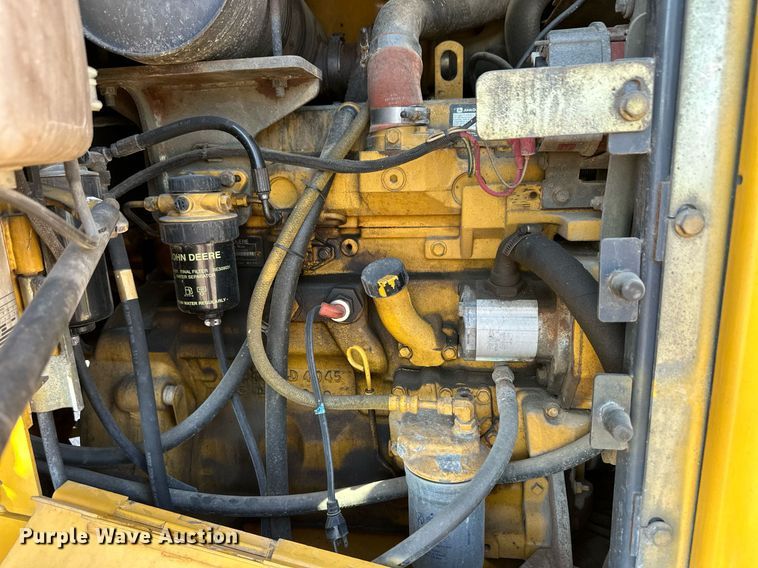 image for item OM9700 2005 John Deere 444J wheel loader