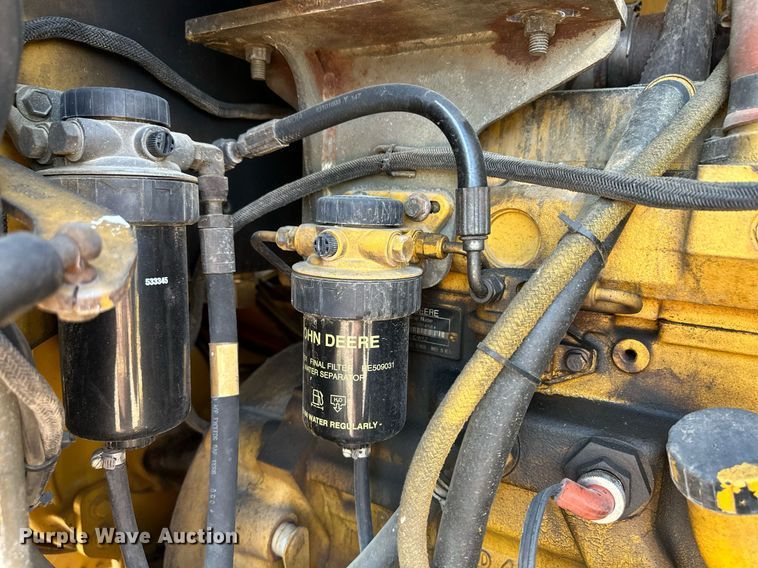 image for item OM9700 2005 John Deere 444J wheel loader