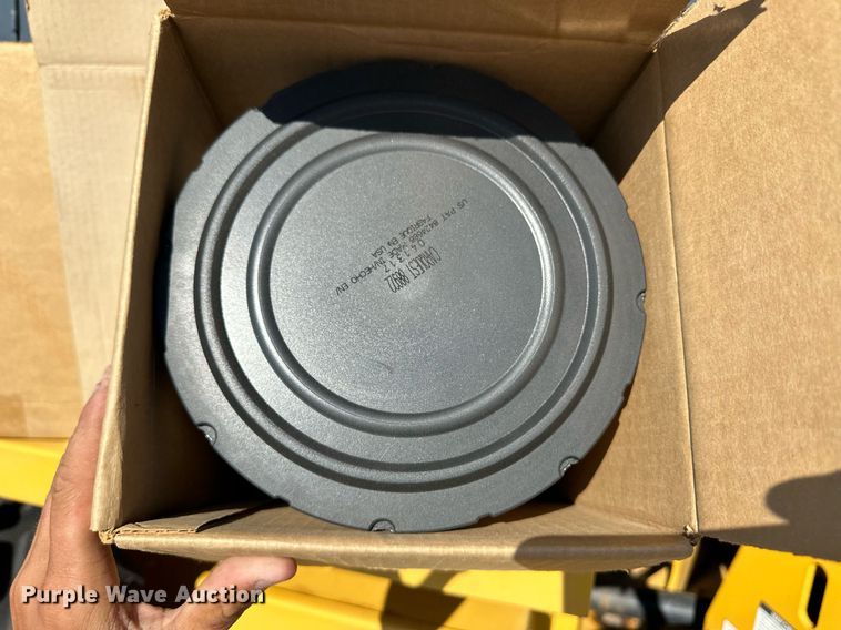 image for item OM9700 2005 John Deere 444J wheel loader