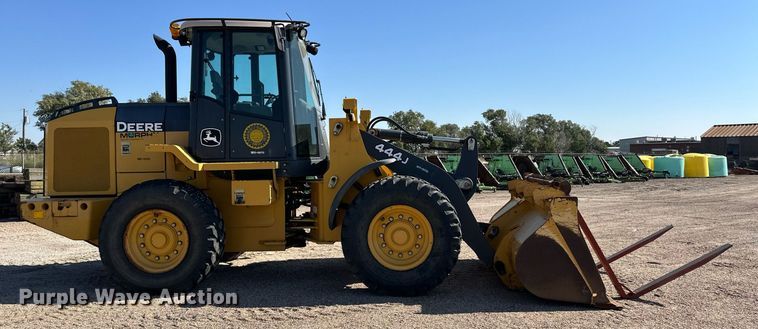 image for item OM9701 2006 John Deere 444J wheel loader