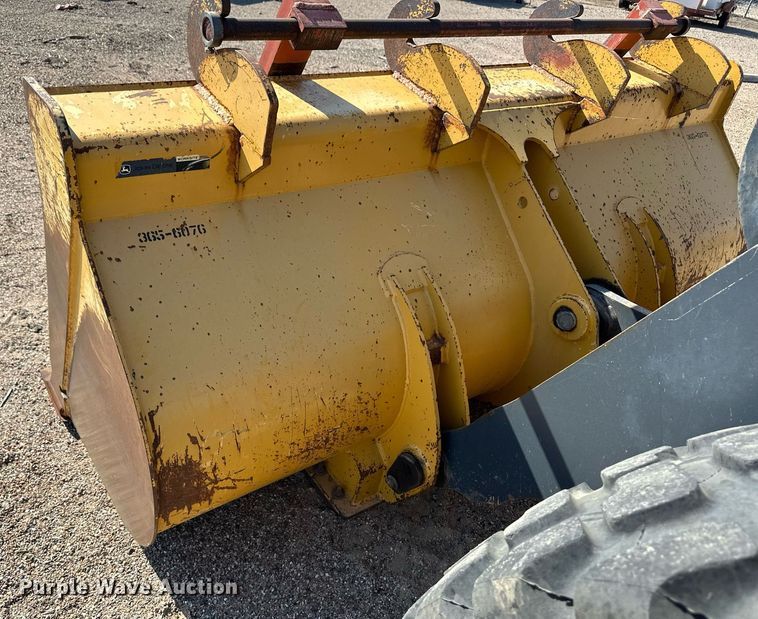 image for item OM9701 2006 John Deere 444J wheel loader
