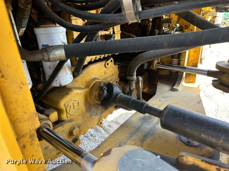 image for item OM9701 2006 John Deere 444J wheel loader