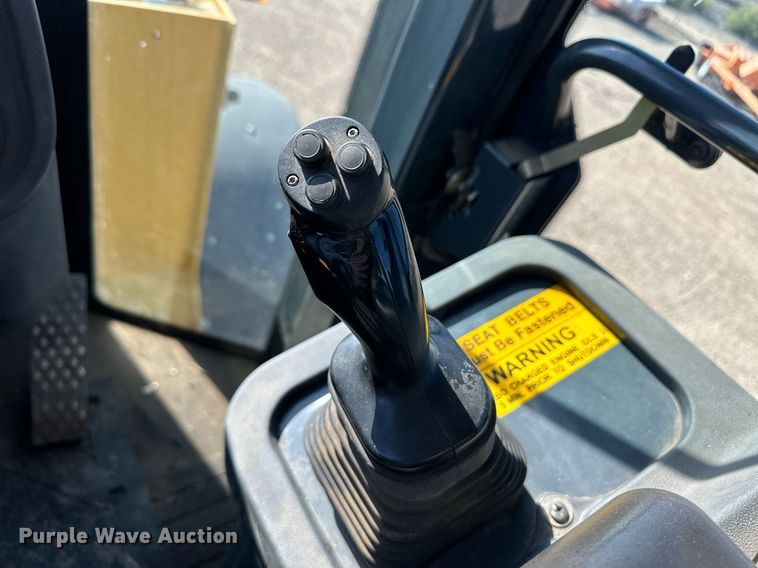 image for item OM9701 2006 John Deere 444J wheel loader