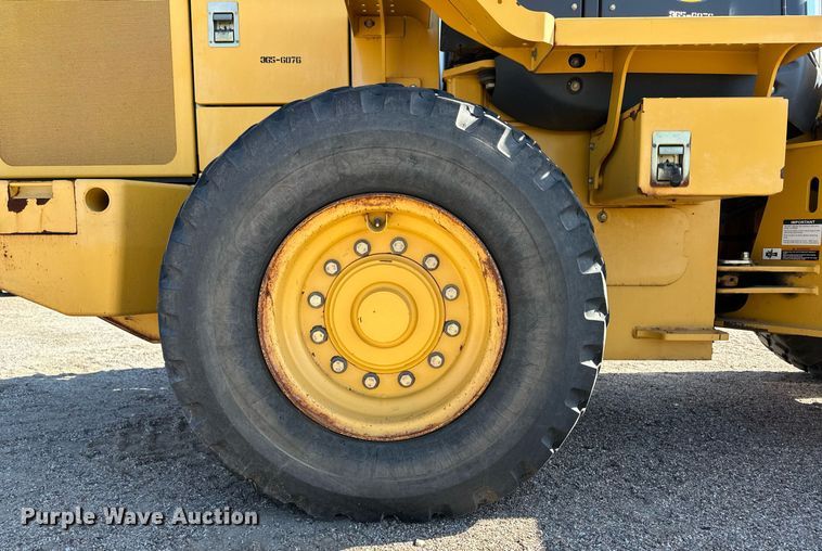 image for item OM9701 2006 John Deere 444J wheel loader