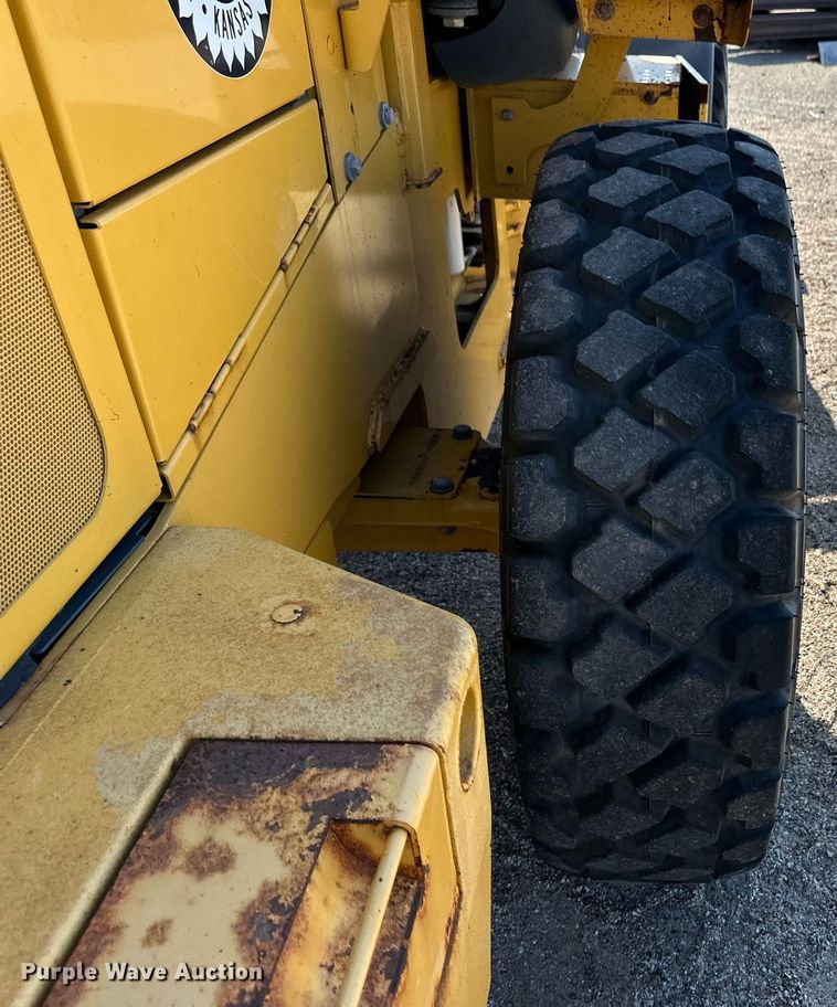 image for item OM9702 2006 John Deere 444J wheel loader