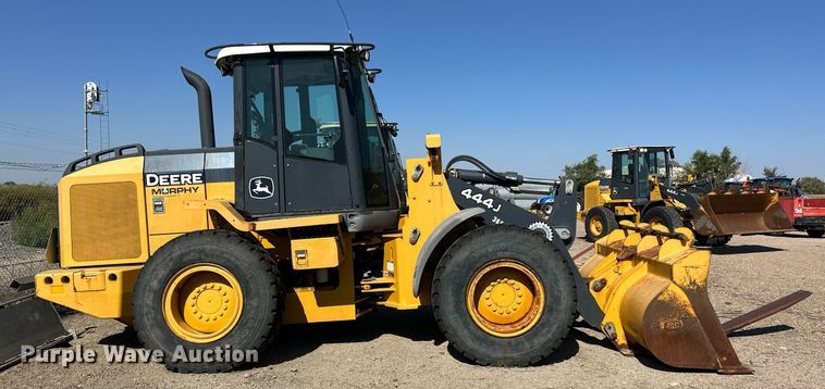 image for item OM9703 2005 John Deere 444J wheel loader