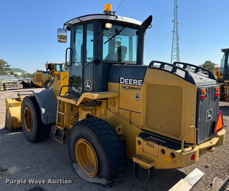 image for item OM9703 2005 John Deere 444J wheel loader