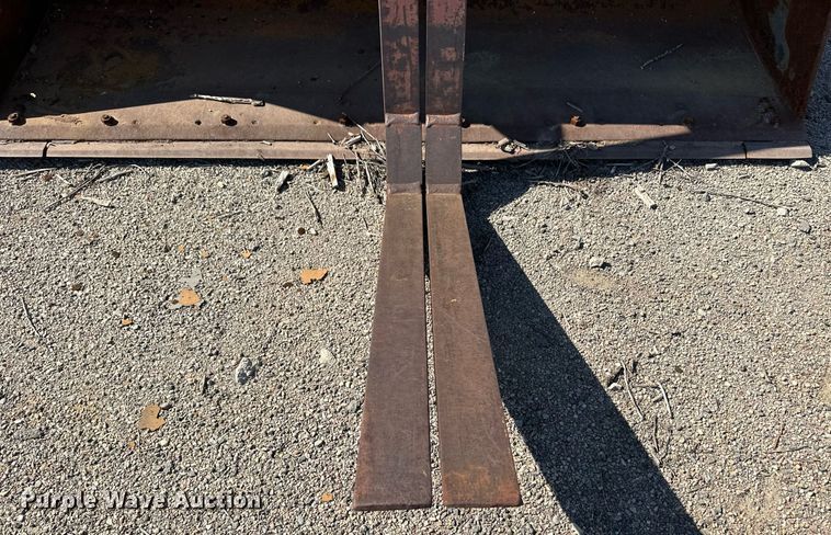 image for item OM9703 2005 John Deere 444J wheel loader