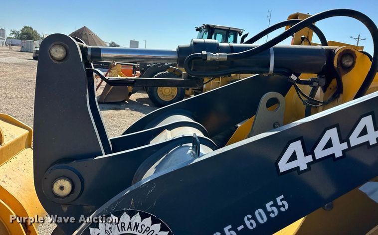 image for item OM9703 2005 John Deere 444J wheel loader