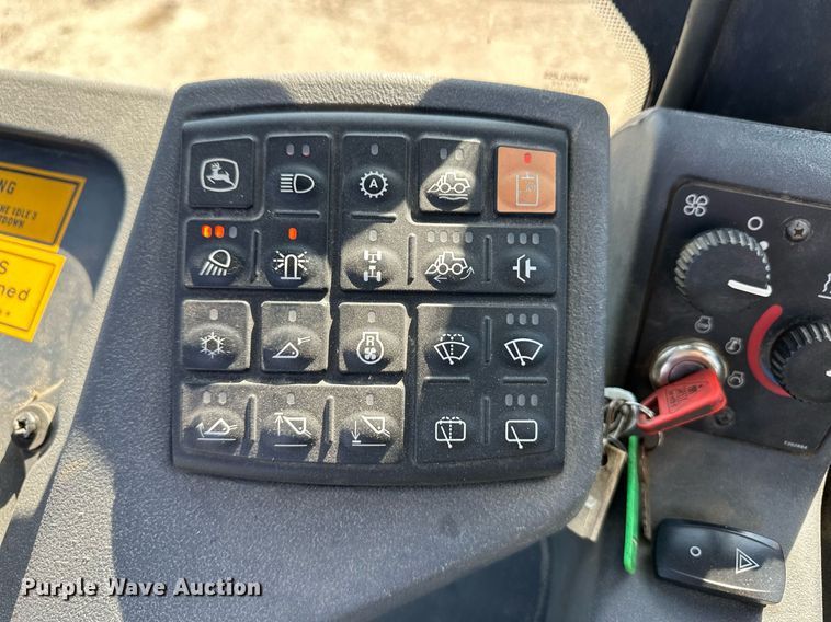 image for item OM9703 2005 John Deere 444J wheel loader