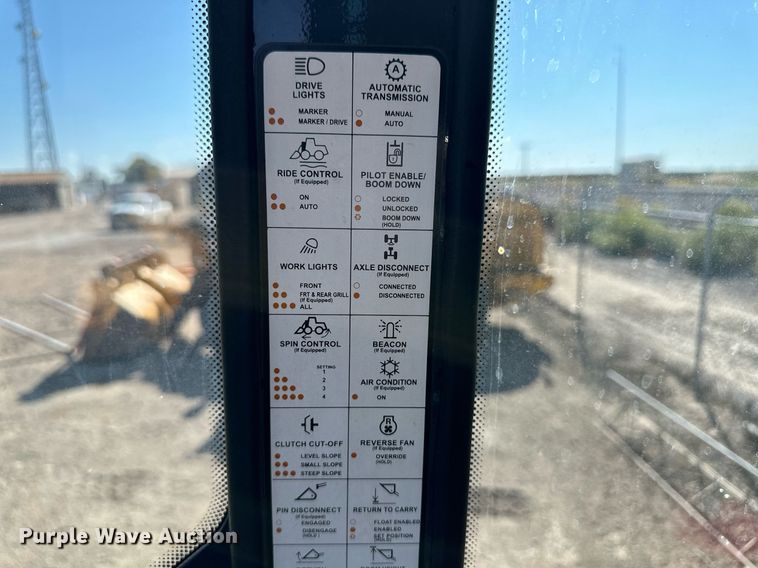 image for item OM9703 2005 John Deere 444J wheel loader