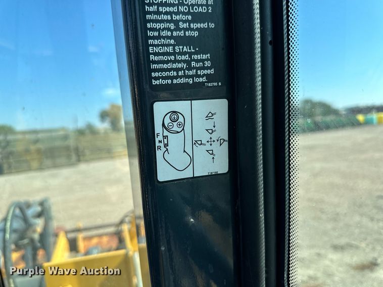 image for item OM9703 2005 John Deere 444J wheel loader