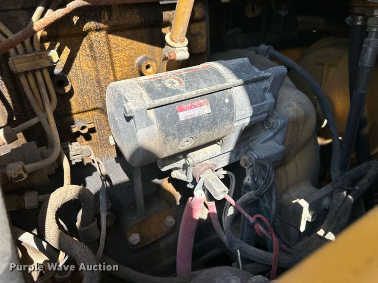 image for item OM9703 2005 John Deere 444J wheel loader