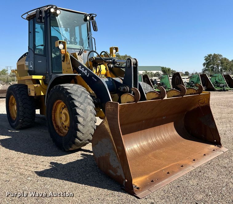 image for item OM9704 2006 John Deere 444J wheel loader