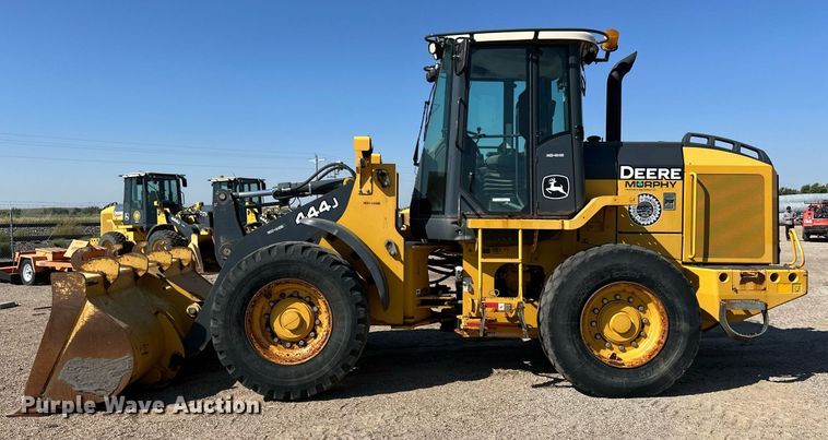 image for item OM9704 2006 John Deere 444J wheel loader