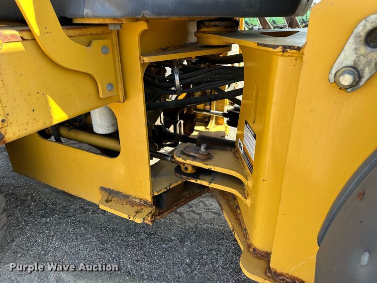 image for item OM9704 2006 John Deere 444J wheel loader