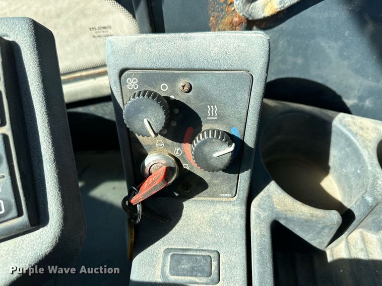 image for item OM9704 2006 John Deere 444J wheel loader