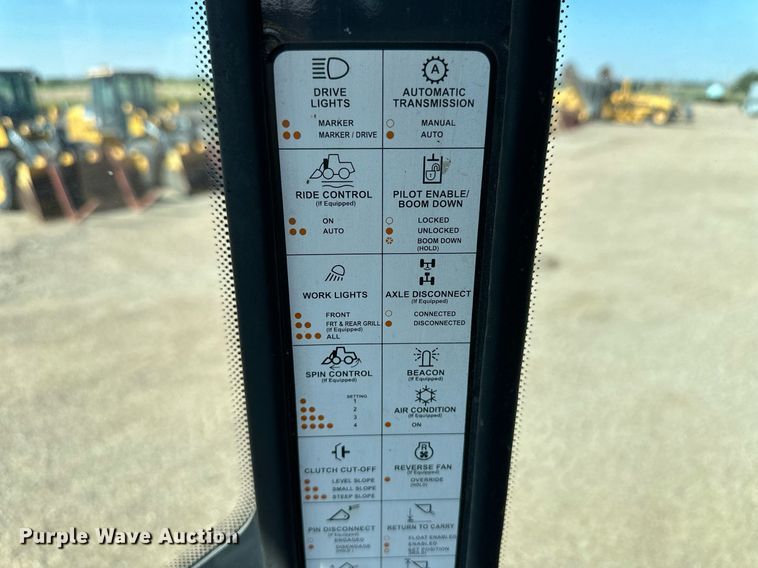 image for item OM9704 2006 John Deere 444J wheel loader