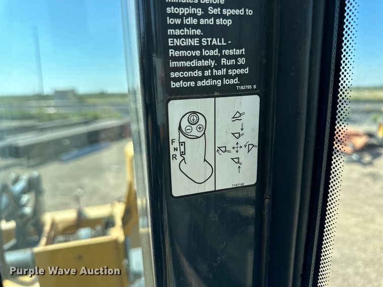 image for item OM9704 2006 John Deere 444J wheel loader