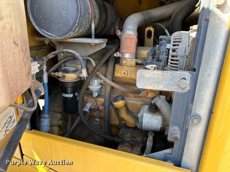 image for item OM9704 2006 John Deere 444J wheel loader