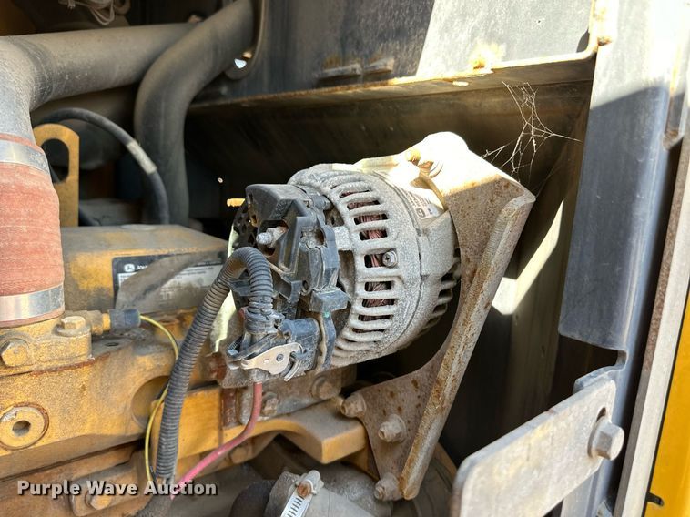 image for item OM9704 2006 John Deere 444J wheel loader