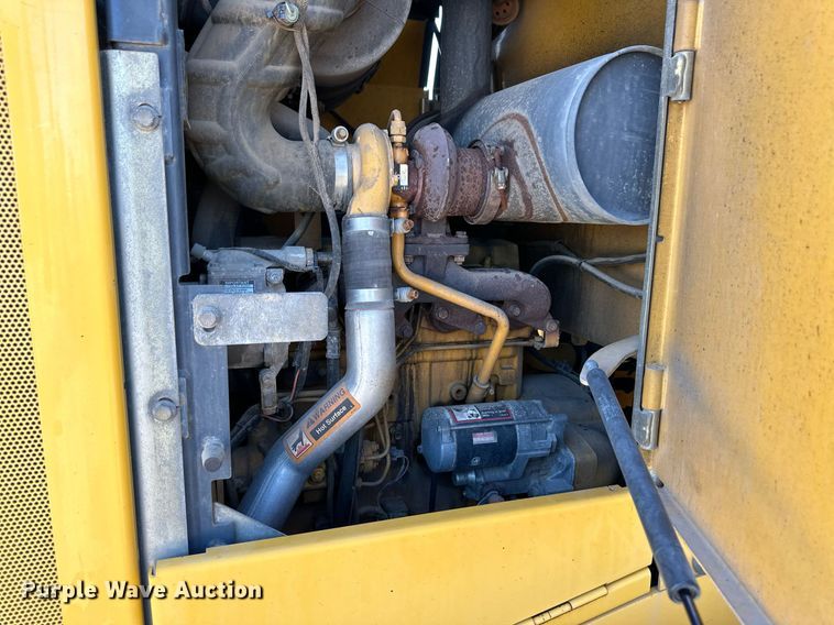 image for item OM9704 2006 John Deere 444J wheel loader