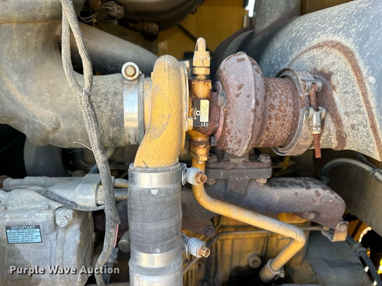 image for item OM9704 2006 John Deere 444J wheel loader