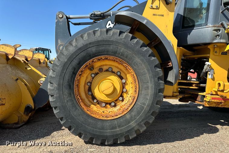 image for item OM9704 2006 John Deere 444J wheel loader