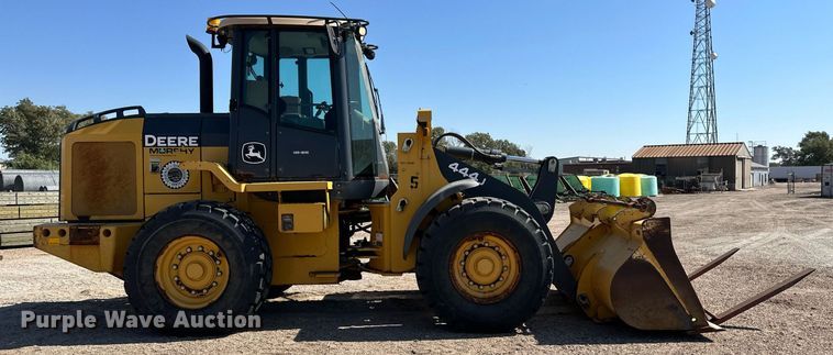 image for item OM9705 2006 John Deere 444J wheel loader