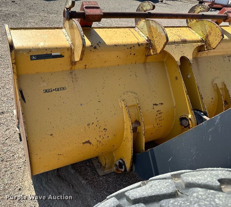 image for item OM9705 2006 John Deere 444J wheel loader