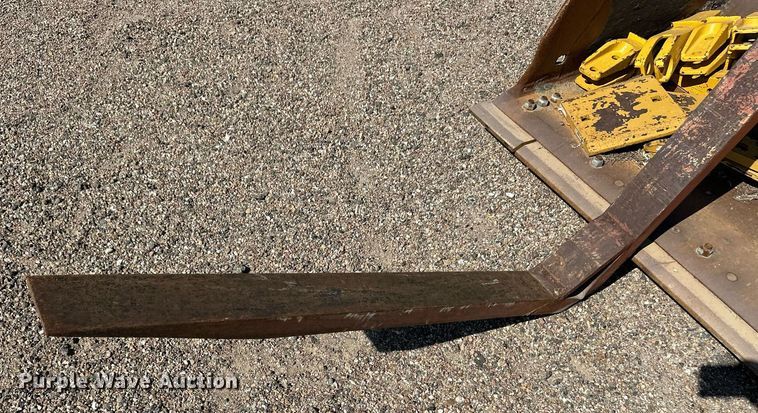 image for item OM9705 2006 John Deere 444J wheel loader