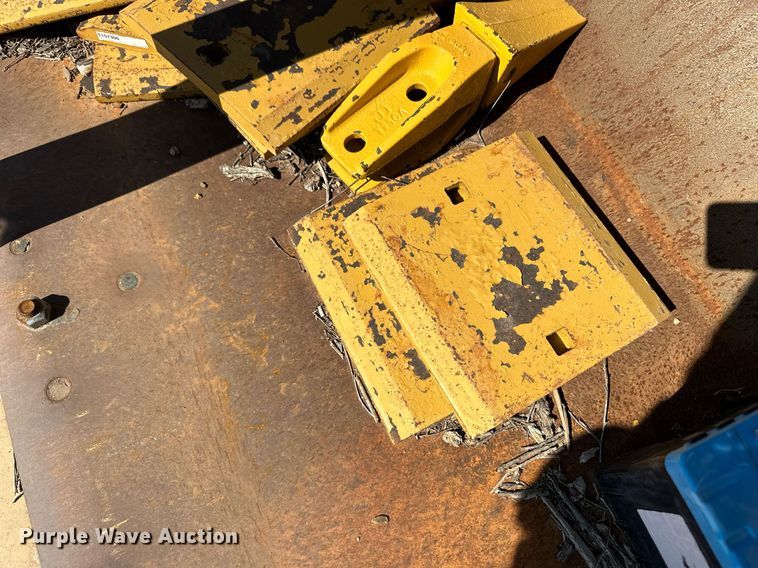 image for item OM9705 2006 John Deere 444J wheel loader