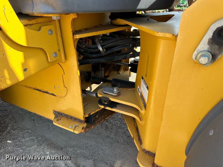 image for item OM9705 2006 John Deere 444J wheel loader