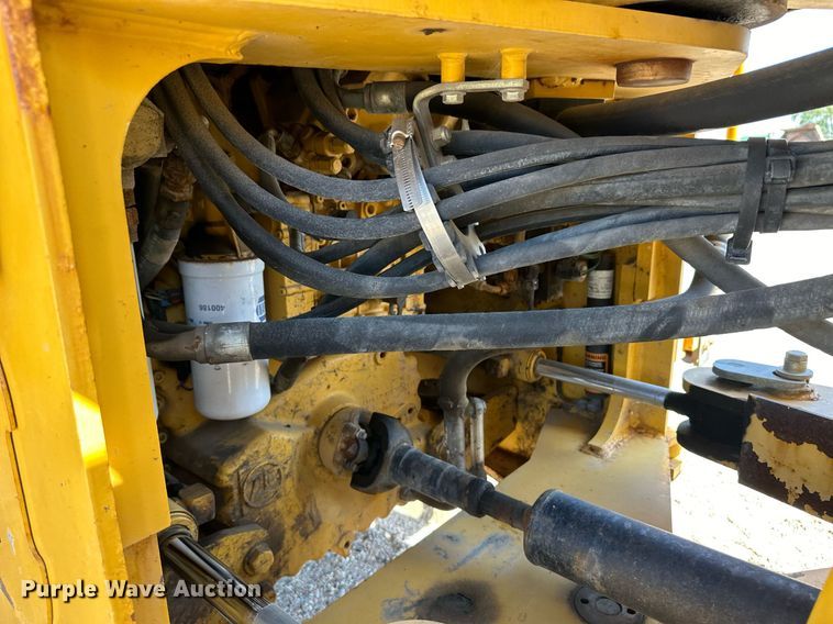 image for item OM9705 2006 John Deere 444J wheel loader