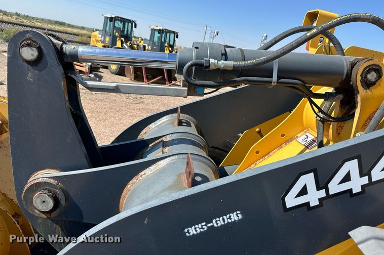 image for item OM9705 2006 John Deere 444J wheel loader