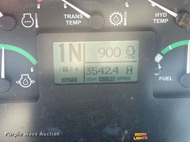 image for item OM9705 2006 John Deere 444J wheel loader