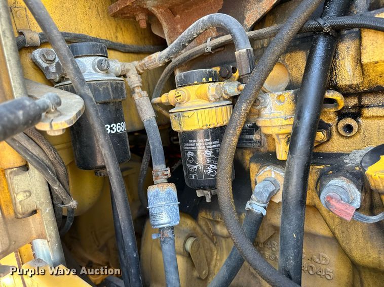 image for item OM9705 2006 John Deere 444J wheel loader